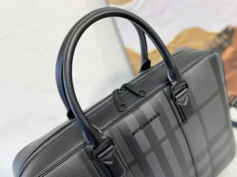 burberry aaa homme sac a main  s_10704aa1